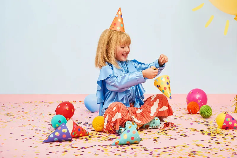 Party hats Dots, color mix, 16 cm, 6 pcs Partydeco