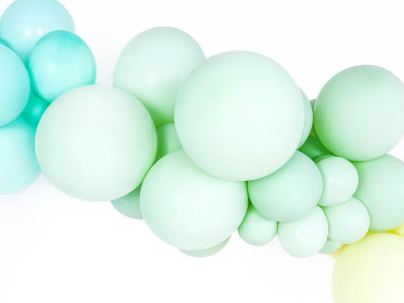 Strong Balloons 27 cm, Pastel Pistachio, 100 pcs Partydeco