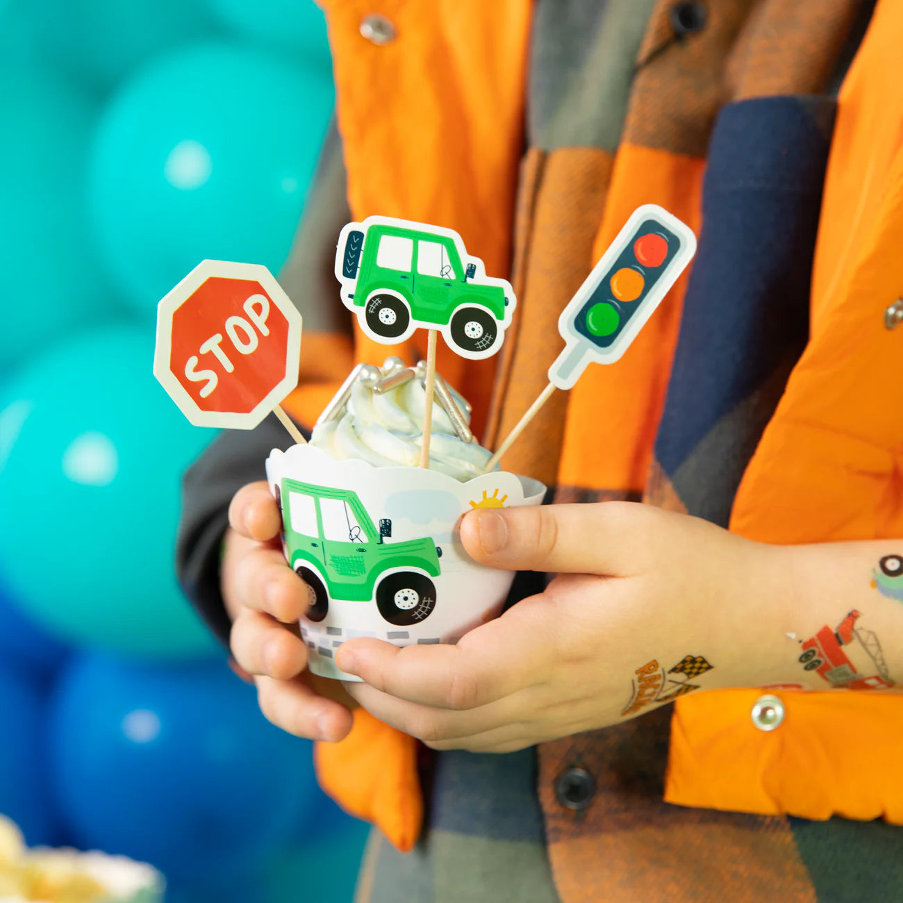Cupcake toppers Cars, paper, 8,5-10,5 cm, 8 pcs.