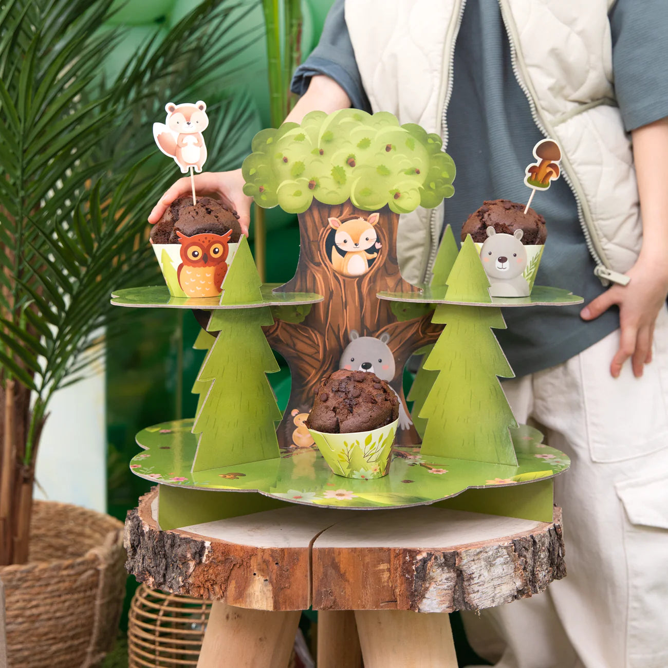 Cupcake stand Forest friends, cardboard, 40 x 32 cm PartyPal