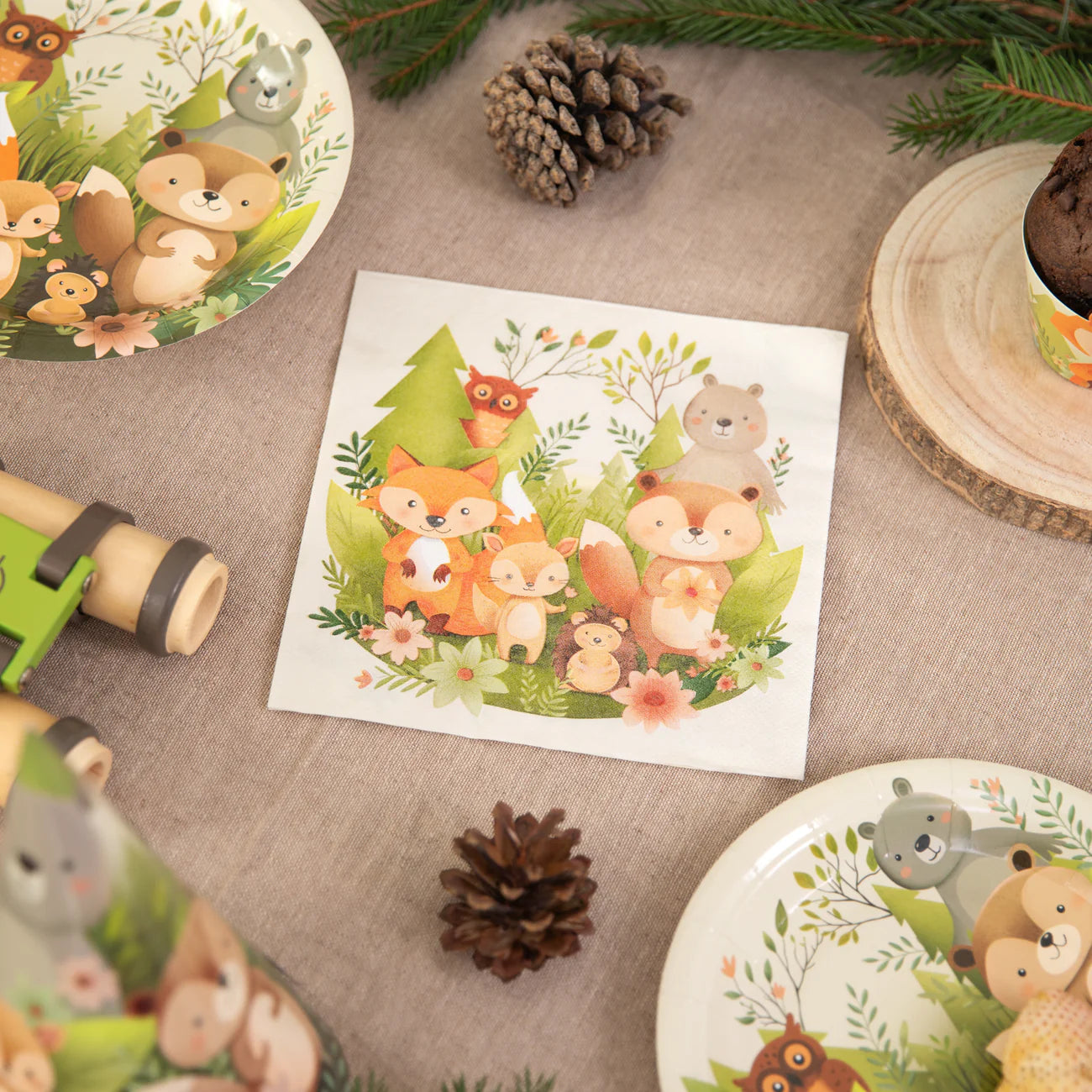 Paper napkins Forest friends, 33x33 cm, 10 pcs